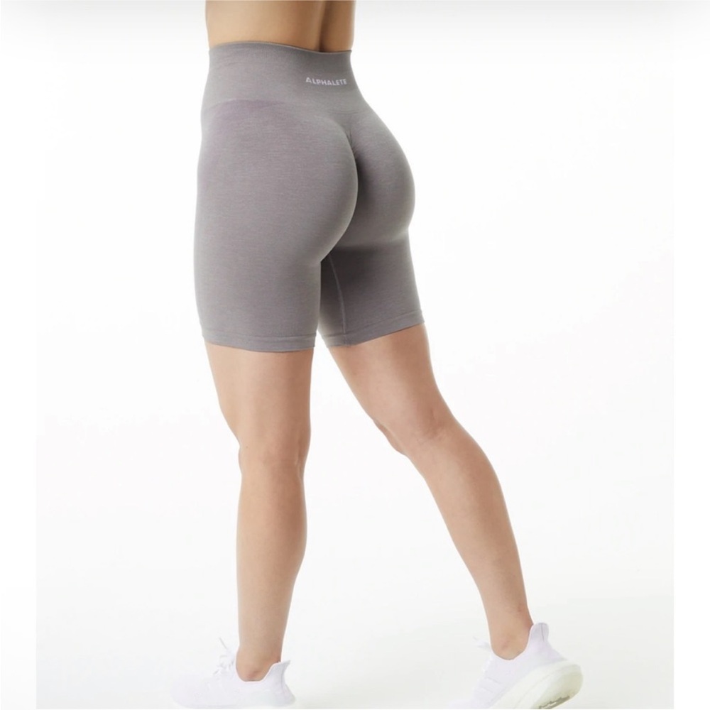 Alphalete Amplify Biker Shorts NEW
